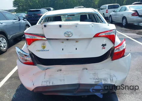 2015 Toyota Corolla S из США, поврежденный, VIN 5YFBURHE5FP256943